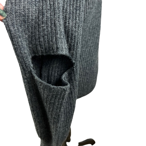 Choker Collar Sweater Peek-A-Boo Elbows Ribbed Knie Gray Small - Picture 7 of 11